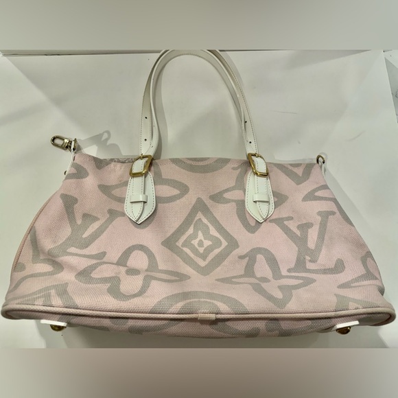 Authentic Louis Vuitton Pink Tahitienne Cabas Rose Blanco PM tote bag. W/COA - Picture 3 of 7